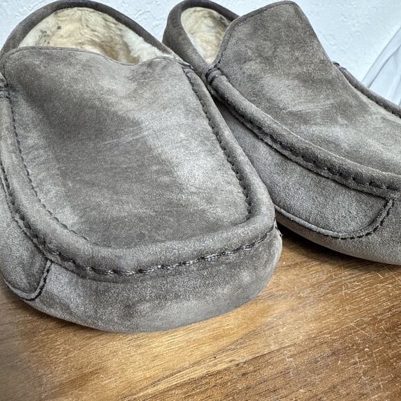 Ugg Men's Ascot Suede Slippers Size 9 EU 42 Gray Leather Shearling Lining GUC - Picture 3 of 14